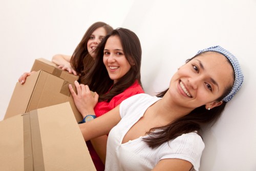 Packing and moving help for Brixton customers